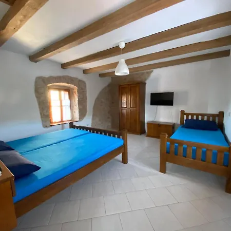 House With A Swimming Pool Vrbanj, Hvar - 11040