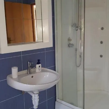 House With A Swimming Pool Vrbanj, Hvar - 11040 Semesterbostad